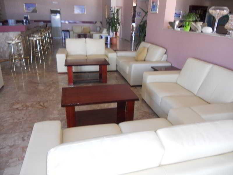 Mediterranean Hotel Karpathos Extérieur photo